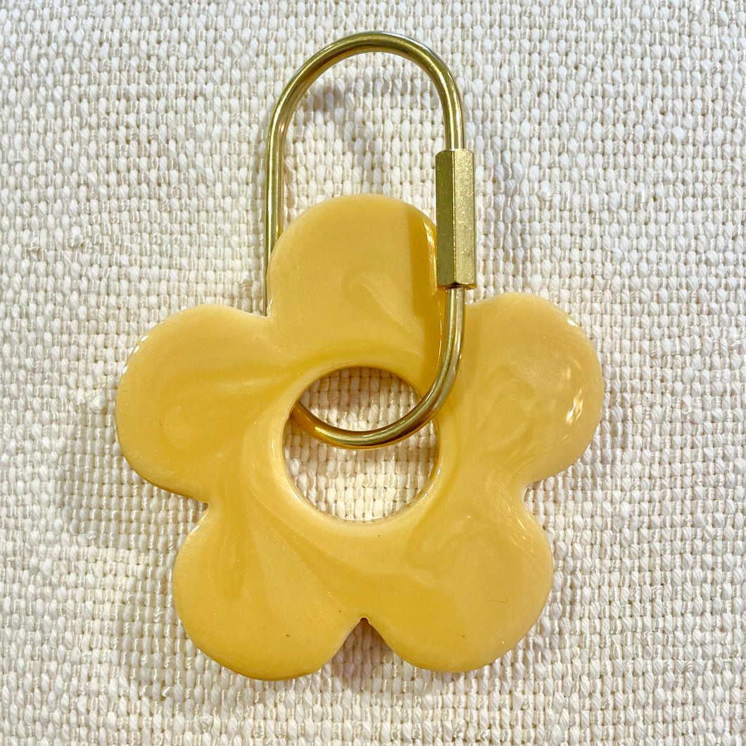 Handmade Daisy Keyring | Golden