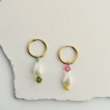 Load image into Gallery viewer, pearl drop earrings
